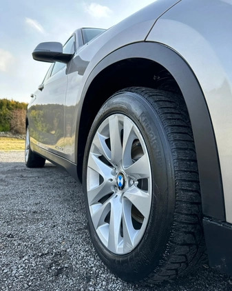 BMW X1 cena 49999 przebieg: 149500, rok produkcji 2014 z Zawiercie małe 596